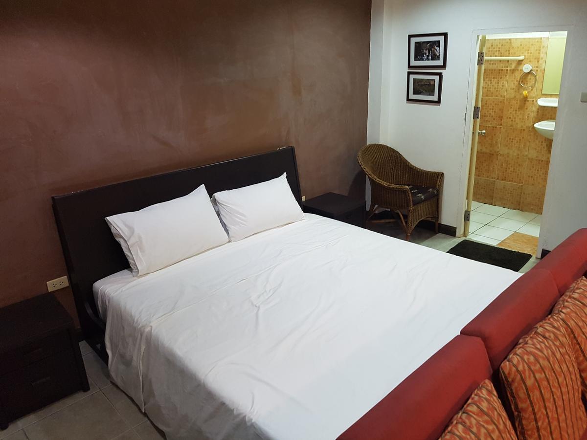 Baan Dok Mai Apartment Pattaya Exterior photo