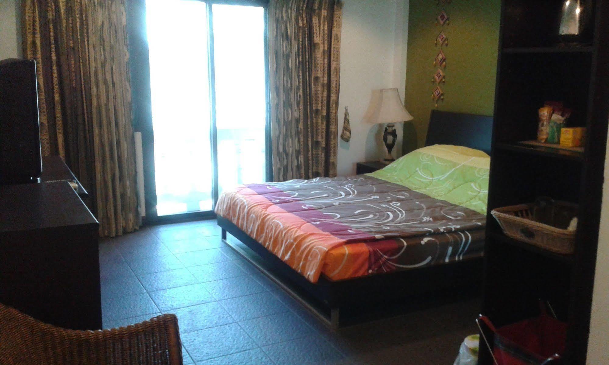Baan Dok Mai Apartment Pattaya Exterior photo